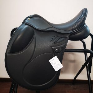 Milen Golegã Luxe Monoflap Black <br>lyhyet etupaneelit