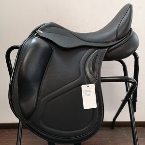 Winner's Circle Rook 17"